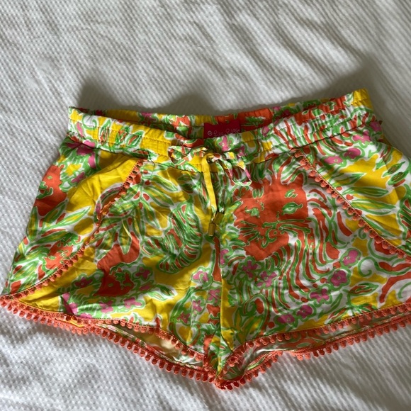 Lilly Pulitzer For Target High Waist Shorts in Yellow and Orange - Picture 2 of 9